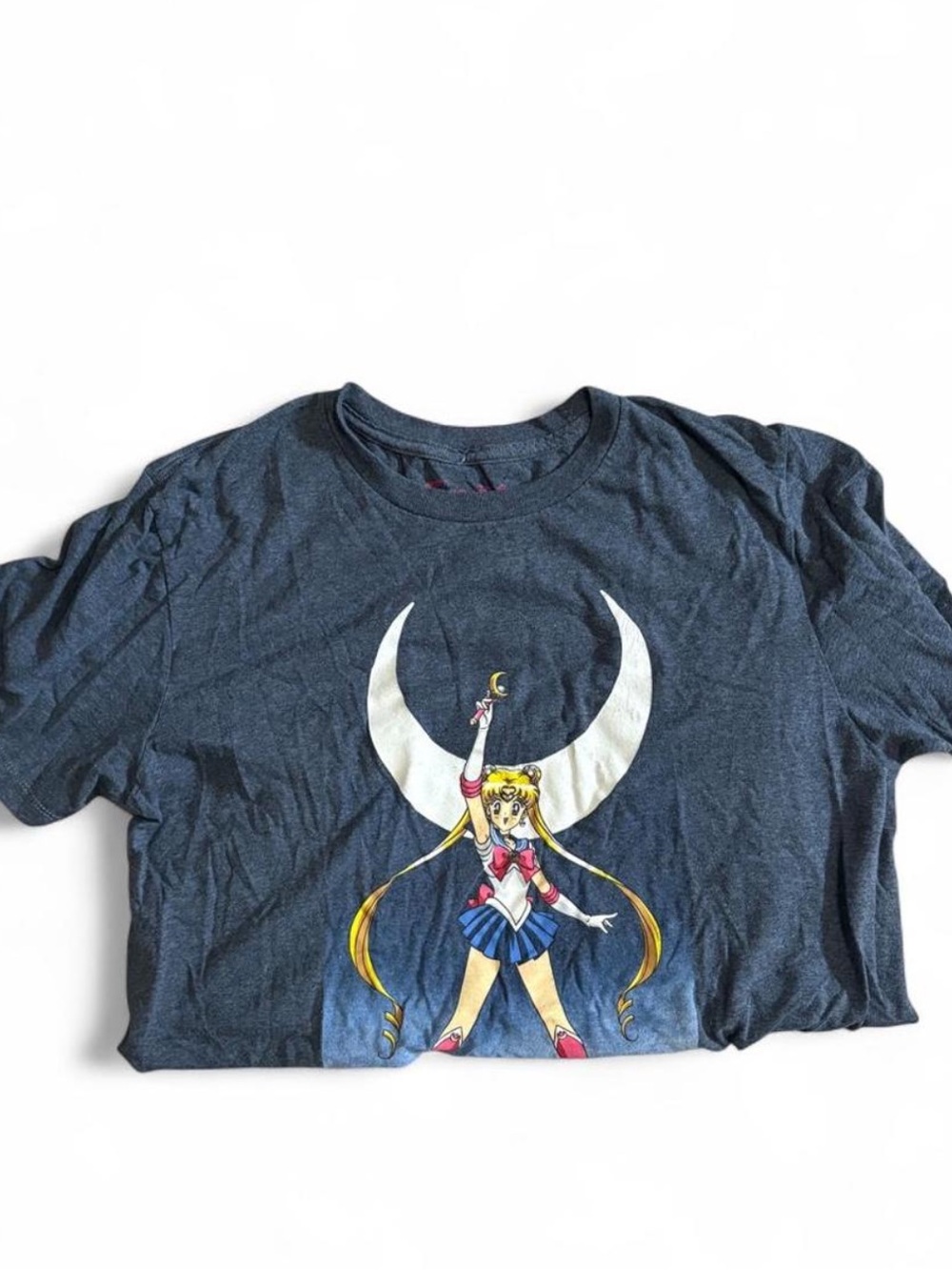 Sailor moon graphic t shirt size medium